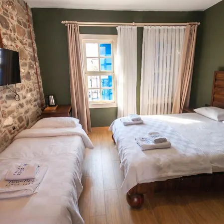 Blue Boz Kuecuekkoey Hotel Ayvalı